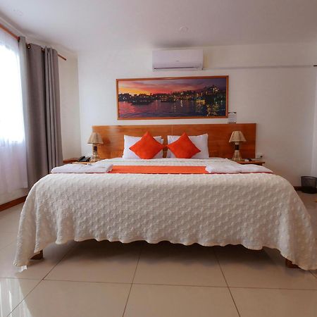 El Descanso Del Guia Puerto Ayora  Exterior foto