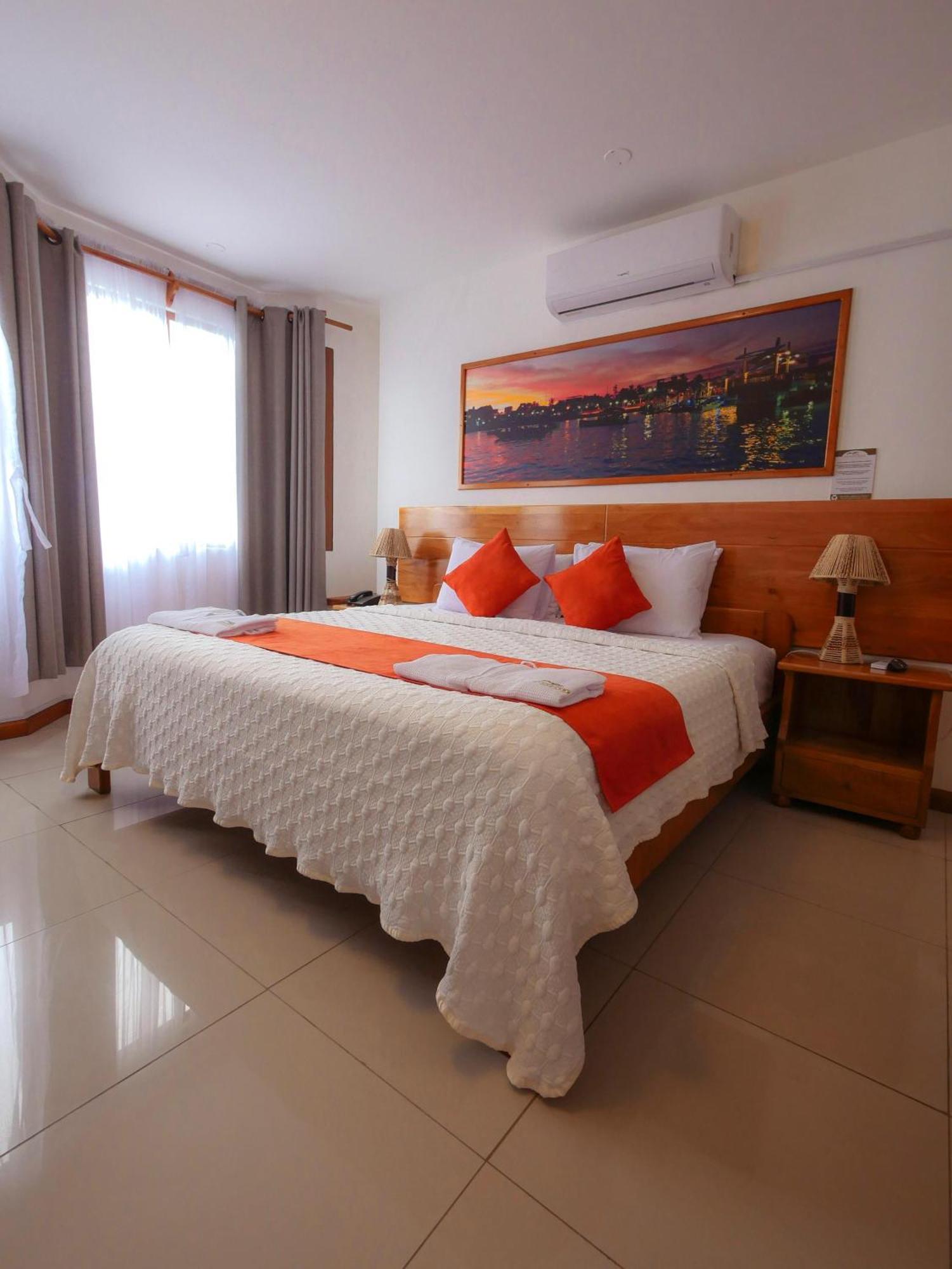 El Descanso Del Guia Puerto Ayora  Exterior foto