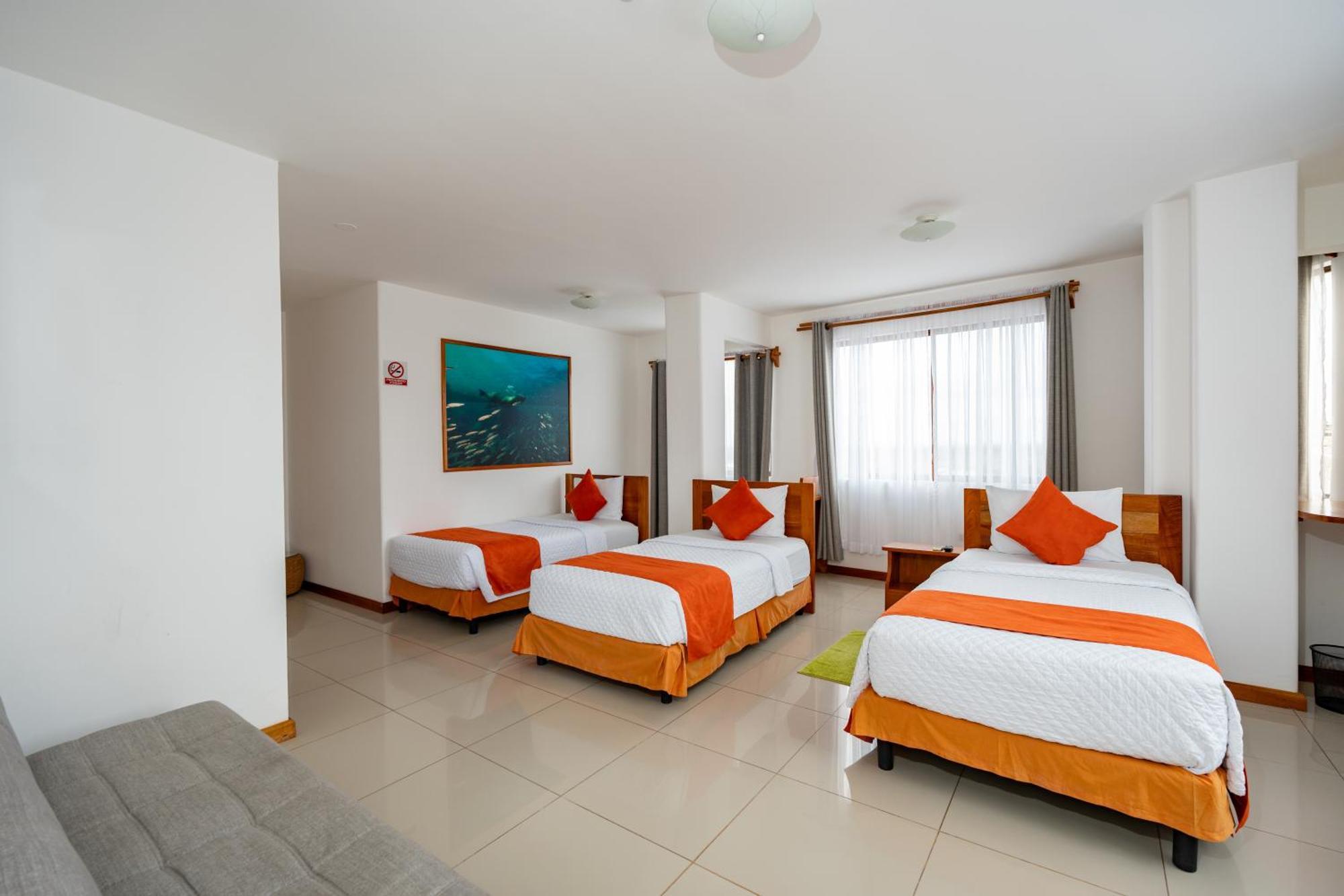 El Descanso Del Guia Puerto Ayora  Exterior foto