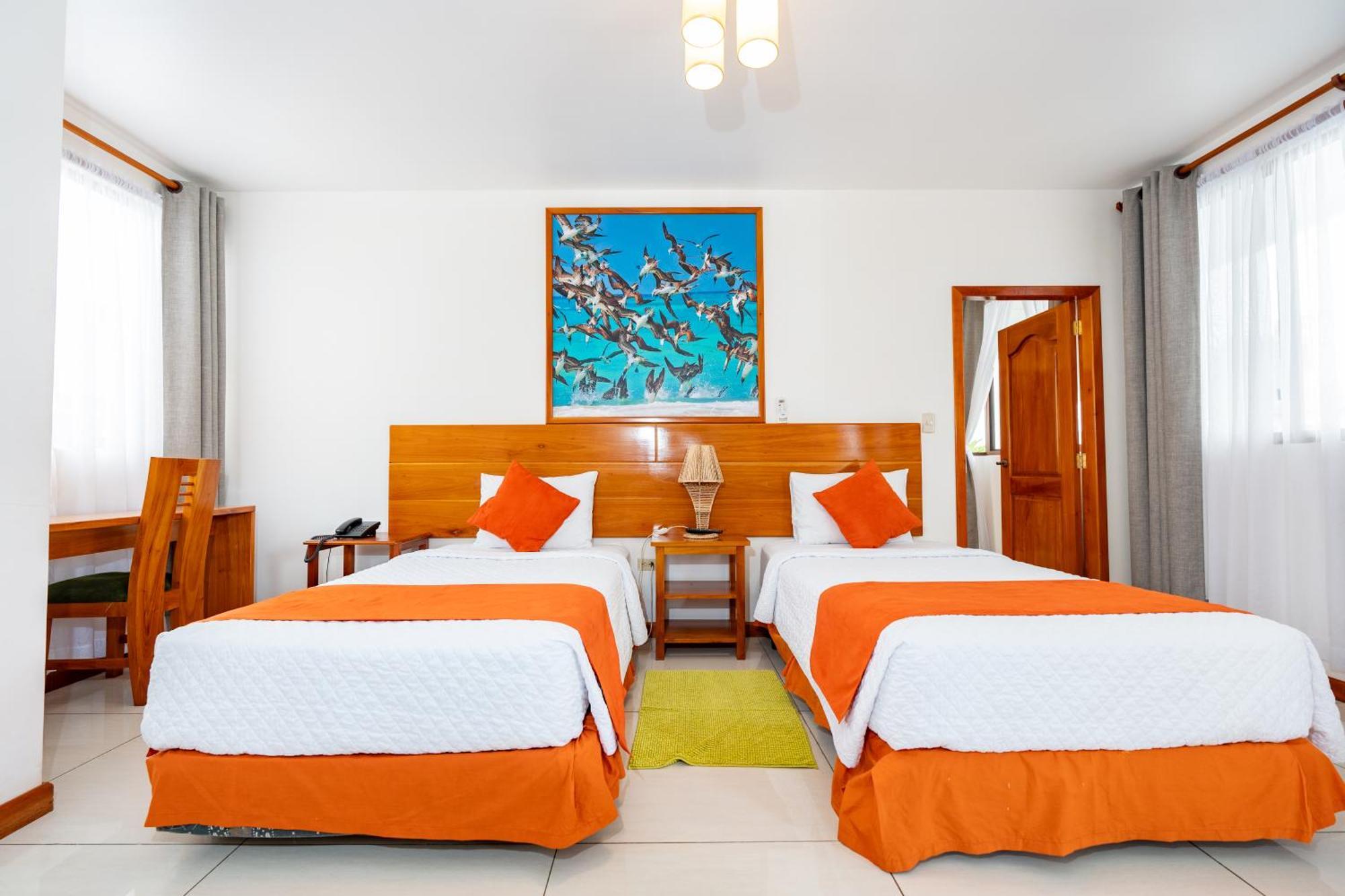 El Descanso Del Guia Puerto Ayora  Exterior foto